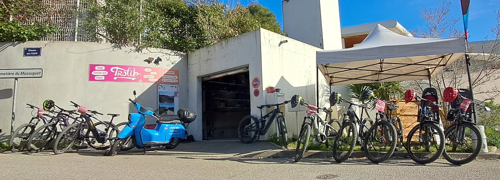 Trolib location de vtt electriques a Cassis et tours guides large