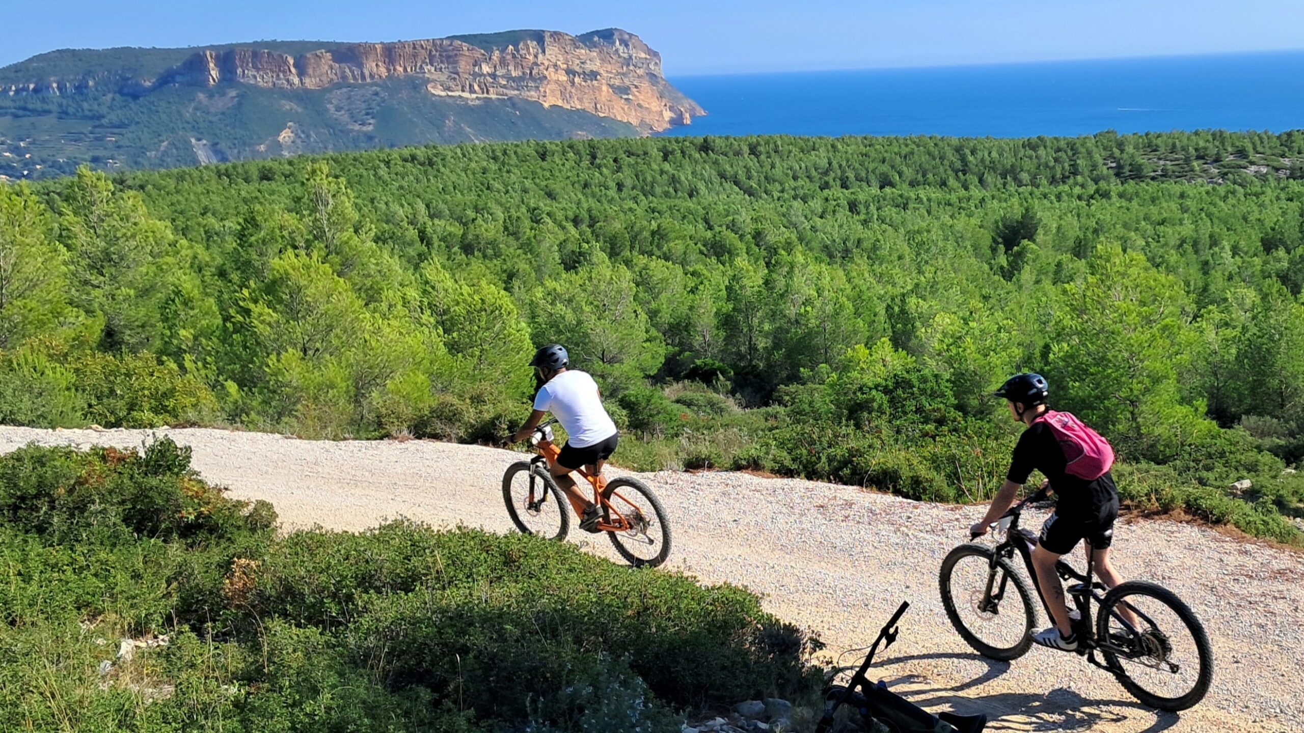 Tour guidé en vélo électrique dans les calanques