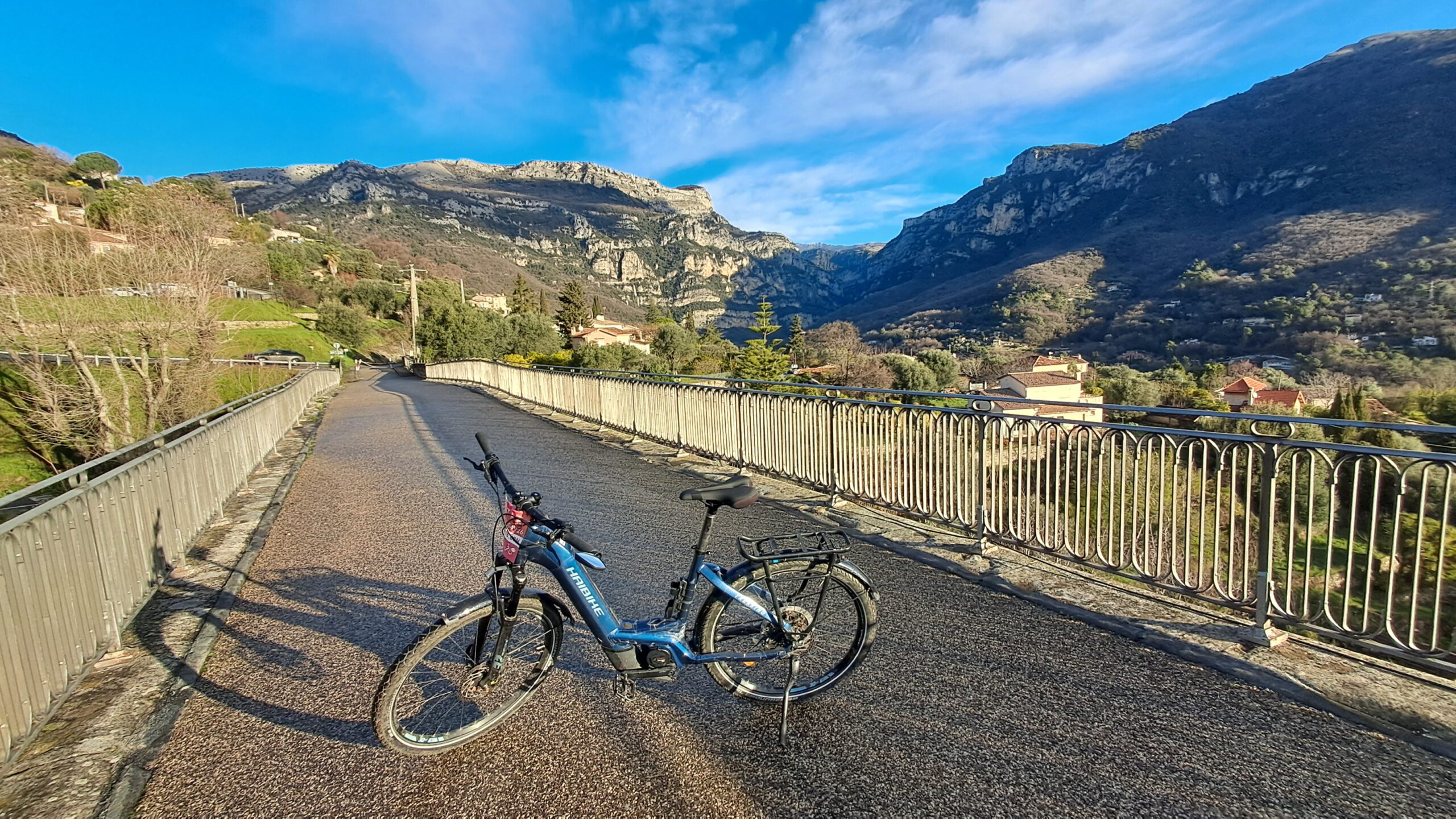 séjours itinérance à vélo avec Trolib, du verdon à antibes, gorges du Loup