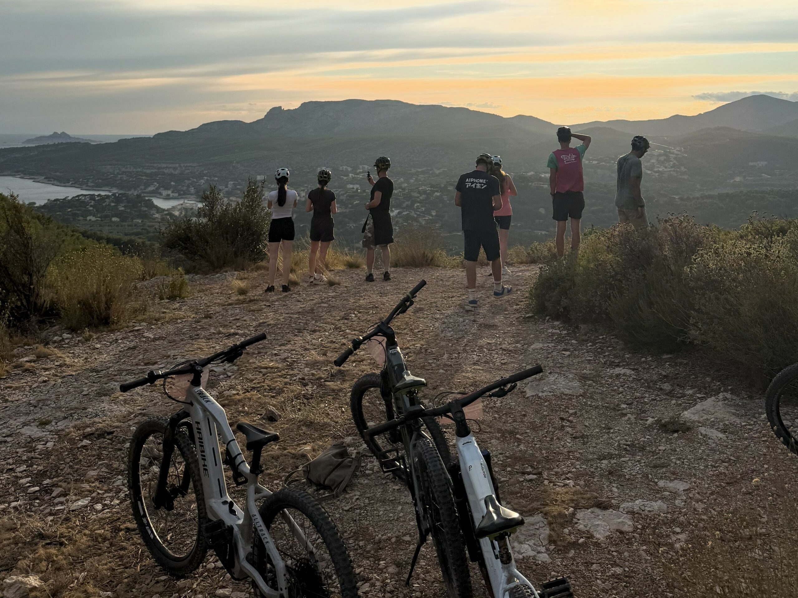 Tour guidé vtt électrique à Cassis - Découverte du Cap Canaille et route des crêtes